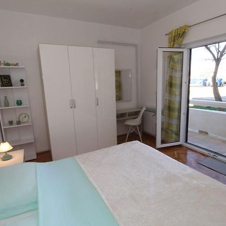 Apartment Pag 13060A 파그 외부 사진