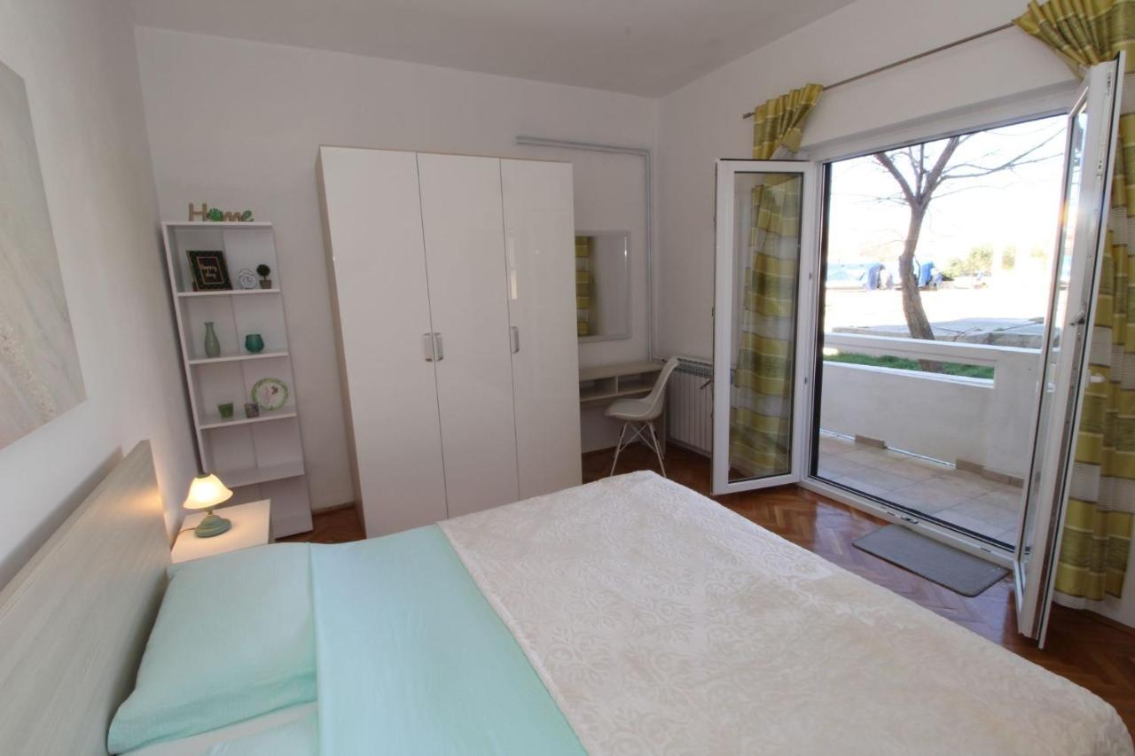 Apartment Pag 13060A 파그 외부 사진